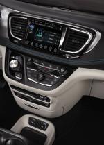 Chrysler Pacifica Hybrid Limited 2016 года